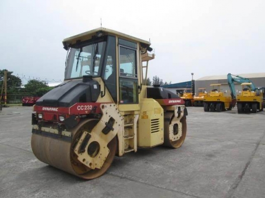 ขายรถบด  Dynapac CC232