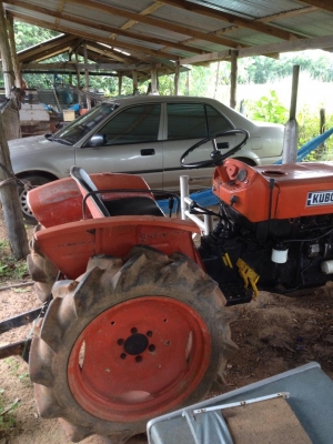 ขายรถไถคูโบต้า 20 แรงเครื่องดีสภาพสวย0956095290