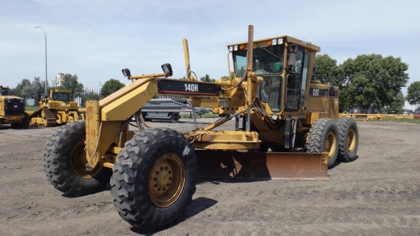 ขายรถเกรด CATERPILLAR 140H