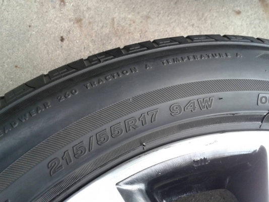 ขอบ17นิ้ว5รู114 พร้อมยาง ชุดนี้ ราคา 6900 บาท