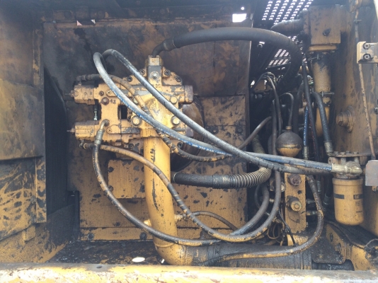 ขายด่วน CAT 320V2  รถสวยพร้อมใช้งาน เครื่องปั้มดี ไฟฟ้าอยู่ โซ่ช่วงล่างสวย รถทำงานดี เอกสารเล่มทะเบียน