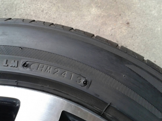 ขอบ17นิ้ว5รู114 พร้อมยาง ชุดนี้ ราคา 6900 บาท ขอบ17นิ้ว5รู114 พร้อมยาง ชุดนี้ ราคา 6900 บาท