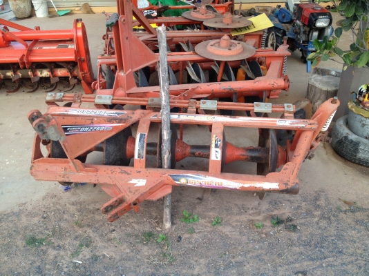 ขายรถตักคูโบต้า L4202 เทอร์โบ เก่านอกญี่ปุ่น มือ1ไทย เครื่องแน่นๆแรงๆ พร้อมผาน5/22 ตราช้าง