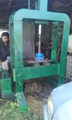 ขายเครื่องกลึง  มิลลิ่ง  เครื่องจักรกลโรงงานไฟ220