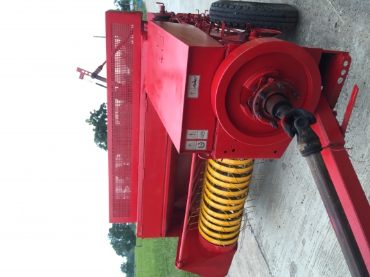 ขายเครื่องอัดฟาง ABBRIATA สัญชาต อิตาลี ตัวโกยฟางเหมือนเมสซี่ หัวมัดนิว ด่วนๆ