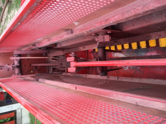 ขายเครื่องอัดฟาง ABBRIATA สัญชาต อิตาลี ตัวโกยฟางเหมือนเมสซี่ หัวมัดนิว ด่วนๆ