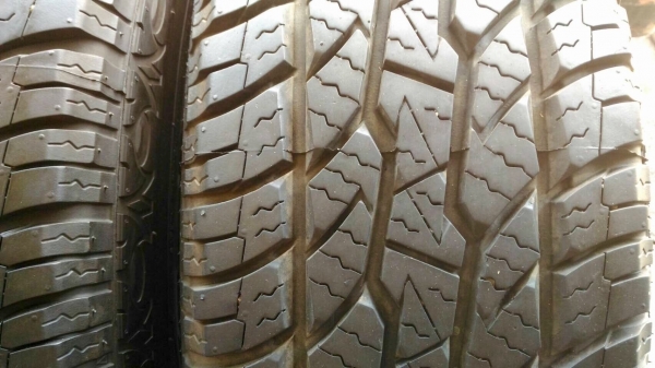 ยาง Maxxis 245 x 70 x 16 AT ปี 16 มีคู่เดียว