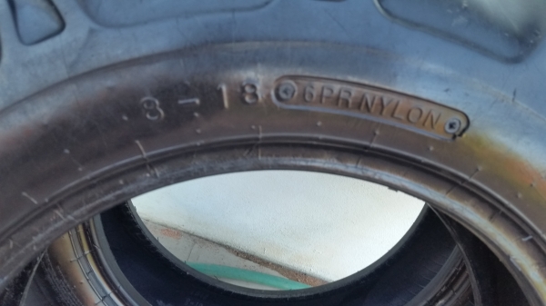 '' ขาย " ยางหน้า \% ถอดจาก 47 ไม่เเตกไม่บวม ขนาด 8-18