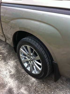 ขายแม็กปาเจโร่แท้18" พร้อมยาง