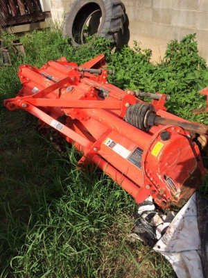 ขายคูโบต้า47spอุปกรครบสามชิ้น เล่มทะเบียนพร้อมโอน