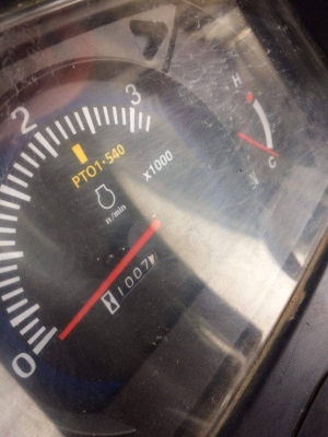 ขายคูโบต้า47spอุปกรครบสามชิ้น เล่มทะเบียนพร้อมโอน