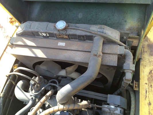 รถบด RT200WT นำเข้าจากญี่ปุ่น เครื่องเกียร์ดี ยางสวยทั้ง7เส้นครับ