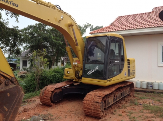 ขายด่วน KOMATSU PC120-6 รถสภาพสวย เครื่องปั้มเดิม โซ่ช่วงล่างเต็ม รถทำงานดีไม่โหลด ตัวเดินแรง เอวแน่น เครื่องปั้มดีเยี่ยม ไฟฟ้าตัดเป็นบางจุด แอร์เย็น เอกสารเล่มทะเบียน