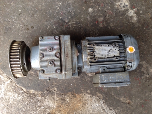 ขายมอเตอร์เกียร์ SEW eurodrive 3/4HP. 380V อัตราทด 1:48 เพลาออกประมาณ 29รอบต่อนาที สภาพสวยเดิมๆ หมุนนิ่ม พร้อมใช้งาน ขายมอเตอร์เกียร์ SEW eurodrive 3/4HP. 380V อัตราทด 1:48 เพลาออกประมาณ 29รอบต่อนาที สภาพสวยเดิมๆ หมุนนิ่ม พร้อมใช้งาน