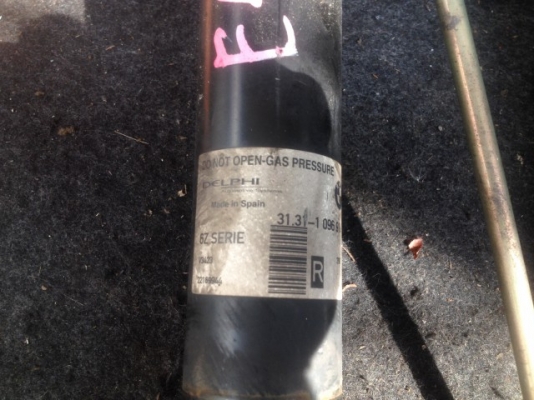 โช้คเดิม BMW E46 ครบชุดหน้าหลังเก่าญี่ปุ่นเเท้สภาพสวยไม่มีรั่วซึม