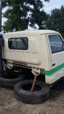 ขายหัวเก๋งรถหกล้อกลางcabin  ISUZU  NPR 58L  JASTON   หัวปีบ(รุ่นยกได้)