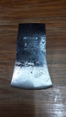 ขายหัวขวานตราแมวขนาด2 ปอน MADE IN GERMANY. เก่าเก็บ