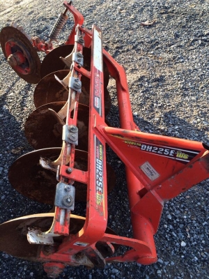 ขายรถไถคูโบต้า L3608 4WD2เพลา สภาพนางฟ้า สวยมากๆ ใช้งาน 642 ชั่วโมง อุปกรณ์ใบดันหน้าและผานพรวน ราคา 298,000 บาท สนใจโทร 081-9136451 หรือ ขอดูรูปเพิ่มเติมทาง line:bow6451 ค่ะ ดูสินค้าเพิ่มเติมทางที่นี่