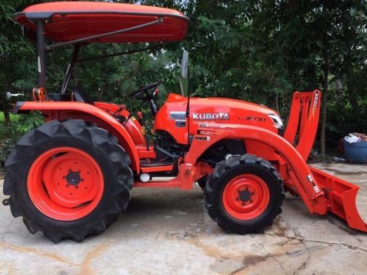 ขายรถไถคูโบต้า L3608 4WD2เพลา สภาพนางฟ้า สวยมากๆ ใช้งาน 642 ชั่วโมง อุปกรณ์ใบดันหน้าและผานพรวน ราคา 298,000 บาท สนใจโทร 081-9136451 หรือ ขอดูรูปเพิ่มเติมทาง line:bow6451 ค่ะ ดูสินค้าเพิ่มเติมทางที่นี่
