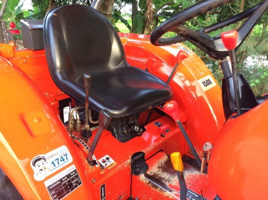 ขายรถไถคูโบต้า L3608 4WD2เพลา ทำงาน 914 ชม. สภาพพร้อมใช้งาน ทุกระบบสมบูรณ์  อุปกรณ์ใบดันหน้าและผานพรวน ราคา 298,000 บาท สนใจโทร 081-9136451 หรือ ขอดูรูปเพิ่มเติมทาง line:bow6451 ค่ะ