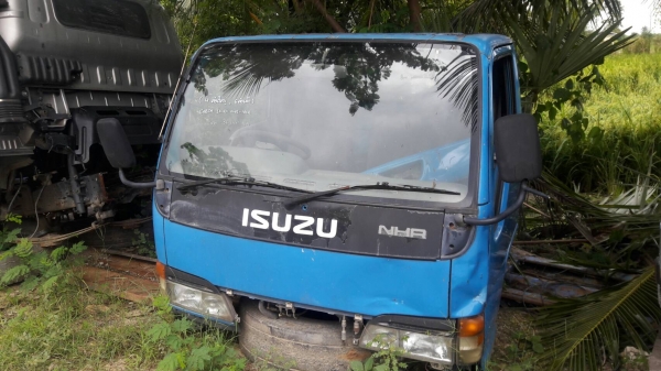 ขาย หัวเก๋ง ISUZU NKR หัวแคบ ขนาด4-6 ล้อกลาง ขายราคา38,000 บาท ขาย หัวเก๋ง ISUZU NKR หัวแคบ ขนาด4-6 ล้อกลาง ขายราคา38,000 บาท