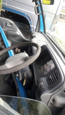 ด่วนๆๆๆลดราคาเหลือ 57,000 ขายหังเก๋ง ISUZU  NPR  หัวการ์ตูน หัวขนาด4-6ล้อกลาง มีแหนบคัทชีตัดหลังมา