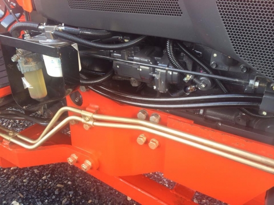 ขายรถไถคูโบต้า L4708SP 4WD2เพลา ใช้งานน้อย รถสวยสภาพนางฟ้า 600 ชั่วโมง อุปกรณ์ใบดันหน้าและโลเตอร์รีจอบหมุน  ราคา 450,000 บาท สนใจโทร 081-9136451 หรือ ขอดูรูปเพิ่มเติมทาง line:bow6451 ค่ะ