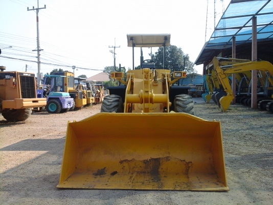 ขายรถตักล้อยาง KOMATSU WA 100-3 เก่านอกเอกสารอินวอยไฟฟ้าครบยังไม่ใช้งานในไทยสภาพเต็มทุกอย่างพร้อมใช้งาน ขายรถตักล้อยาง KOMATSU WA 100-3 เก่านอกเอกสารอินวอยไฟฟ้าครบยังไม่ใช้งานในไทยสภาพเต็มทุกอย่างพร้อมใช้งาน