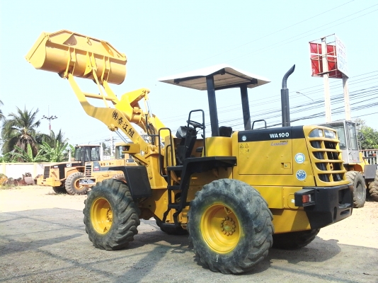 ขายรถตักล้อยาง KOMATSU WA 100-3 เก่านอกเอกสารอินวอยไฟฟ้าครบยังไม่ใช้งานในไทยสภาพเต็มทุกอย่างพร้อมใช้งาน