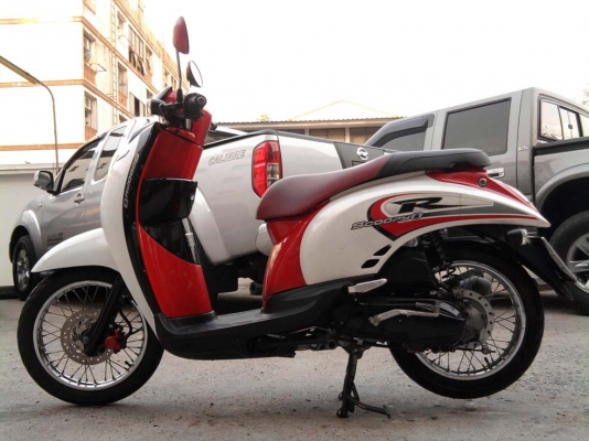 ขออนุญาติขาย HONDA Scoopy-i 110 cc. มือเดียว สีแดงขาว
