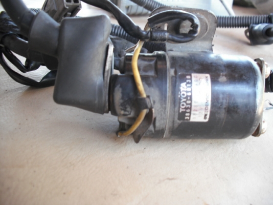 winch toyota 80 ราคา 35000 อุปกรณ์ครบ ติดต่อมาที่ 0816654579