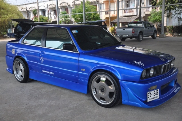 ขาย BMW E30 318i coupe วางเครื่อง 1J VVT-i แต่งหล่อ max18 พร้อมใช้งาน ขาย BMW E30 318i coupe วางเครื่อง 1J VVT-i แต่งหล่อ max18 พร้อมใช้งาน