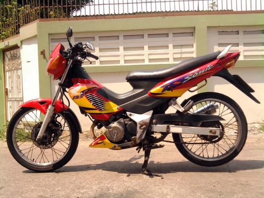 ขออนุญาติขาย Honda Sonic 125 CC. มือเดียว สีแดง