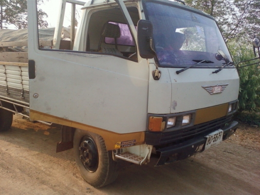 ขายรถบรรทุก HINO FC112A ยาว 4.30 พวงมาลัยเพาเวอร์ แอร์ เครื่องยนต์ 117 แซสซีใหญ่สวยทั้งเส้น