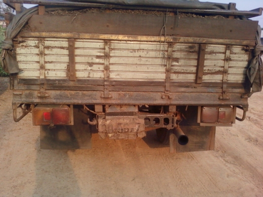 ขายรถบรรทุก HINO FC112A ยาว 4.30 พวงมาลัยเพาเวอร์ แอร์ เครื่องยนต์ 117 แซสซีใหญ่สวยทั้งเส้น