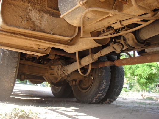 ขายสิบล้อหน้ายาวบรรทุกรถเกี่ยวข้าวเพลาเดียว เครื่อง 6BF1