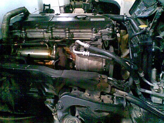 ขายรถ6 ล้อเล็กอีซูซุ NKR เครื่องยนต์ 4HL1 กะบะมิเนียม คอกสูง พร้อมใช้ พร้อมทะเบียน พร้อมโอน