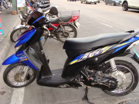 ลูกค้าฝากขาย ขาย honda click bc ปี49