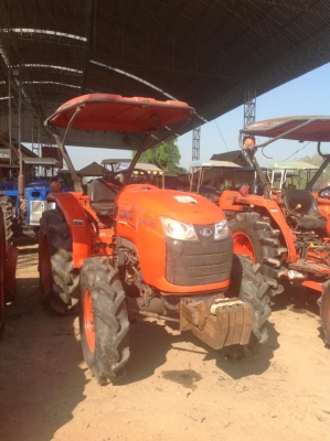ขายรถไถคูโบต้า L3708 สภาพสวยเดิมๆ สามารถต่อลองราคาได้ค่ะ ^^