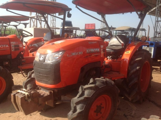 ขายรถไถคูโบต้า L3708 สภาพสวยเดิมๆ สามารถต่อลองราคาได้ค่ะ ^^