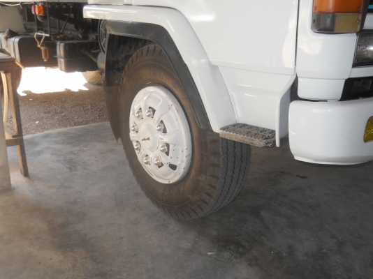 ขายรถหกล้อ ดั้ม อีซูซุ 145   ราคาต่อรองได้  ( ด่วน ลดราคาพิเศษ)