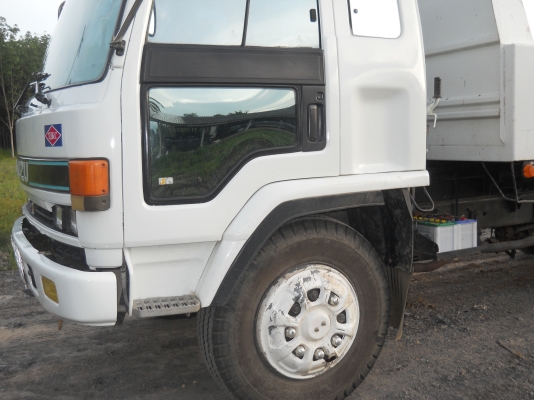 ขายรถหกล้อ ดั้ม อีซูซุ 145   ราคาต่อรองได้  ( ด่วน ลดราคาพิเศษ)