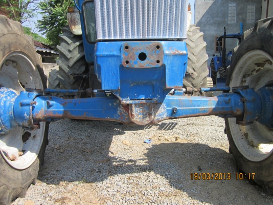 FORD 7810 4WD คานหน้า คาลาโล รถนอก FORD 7810 4WD คานหน้า คาลาโล รถนอก