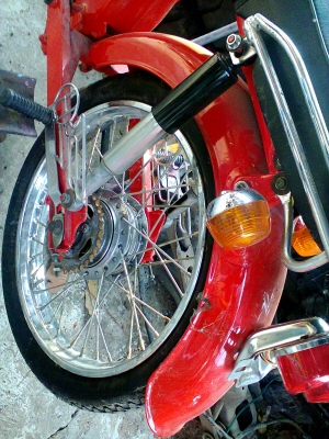 ขาย CD70 สีเพิ่งทำ  0925853265