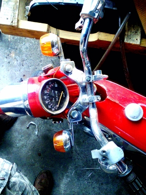 ขาย CD70 สีเพิ่งทำ  0925853265