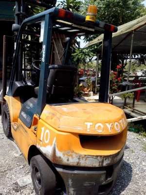 T0YOTA 7 FD 25 เกียร์ออโต้ เสา 4 เมตร รับประกันเครื่องเกียร์ T0YOTA 7 FD 25 เกียร์ออโต้ เสา 4 เมตร รับประกันเครื่องเกียร์