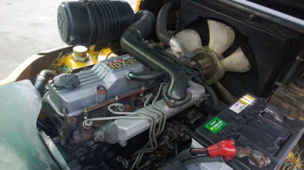 TOYOTA 7 FD 30  เสา 4 เมตร เกียร์ออโต้  รับประกันเครื่องเกียร์