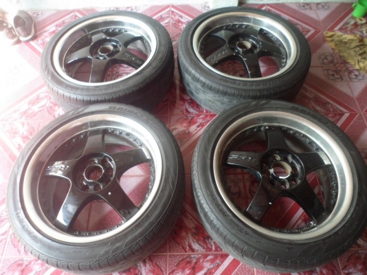 แม็กSR5ขอบ17".กว้าง7" ET42งานLENSOใส่4รู100,114 (คิดราคาแม็ก แต่ยางติดล้อไปให้) ยกชุด 5,900บ.