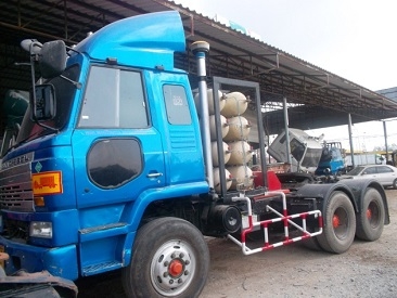 ขายรถหัวลาก NISSAN เครื่องยนต์ PE 6 แก๊ส NGV ถัง 8 ใบ สภาพพร้อมใช้งาน ราคา 790,000 บาท