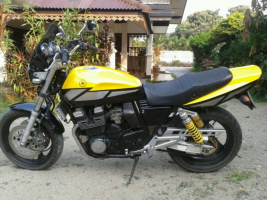 ขาย CBR 1100 Black Rird '98 และ XJR 400 '93 ขาย CBR 1100 Black Rird '98 และ XJR 400 '93